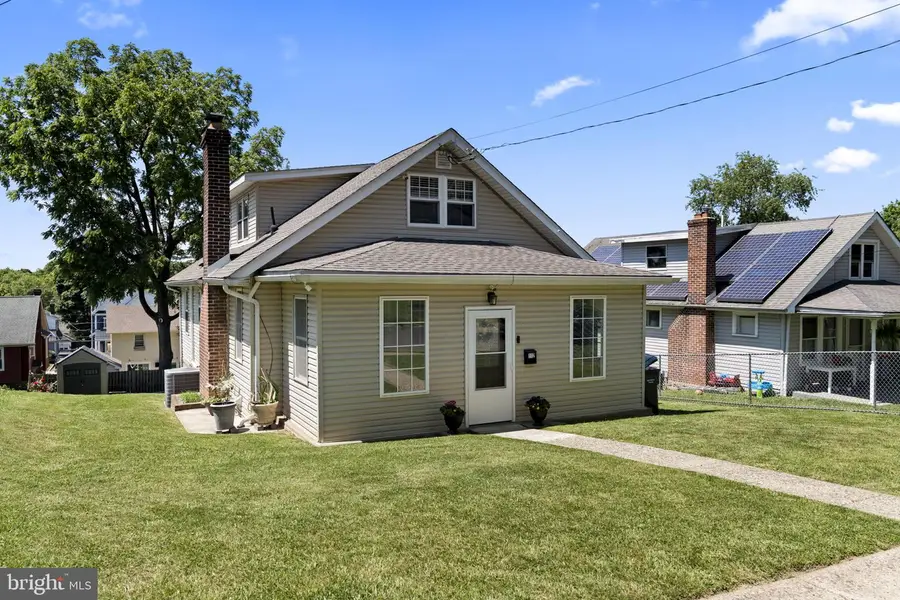 112 Woodlawn Ave, Willow Grove, PA 19090 - #2