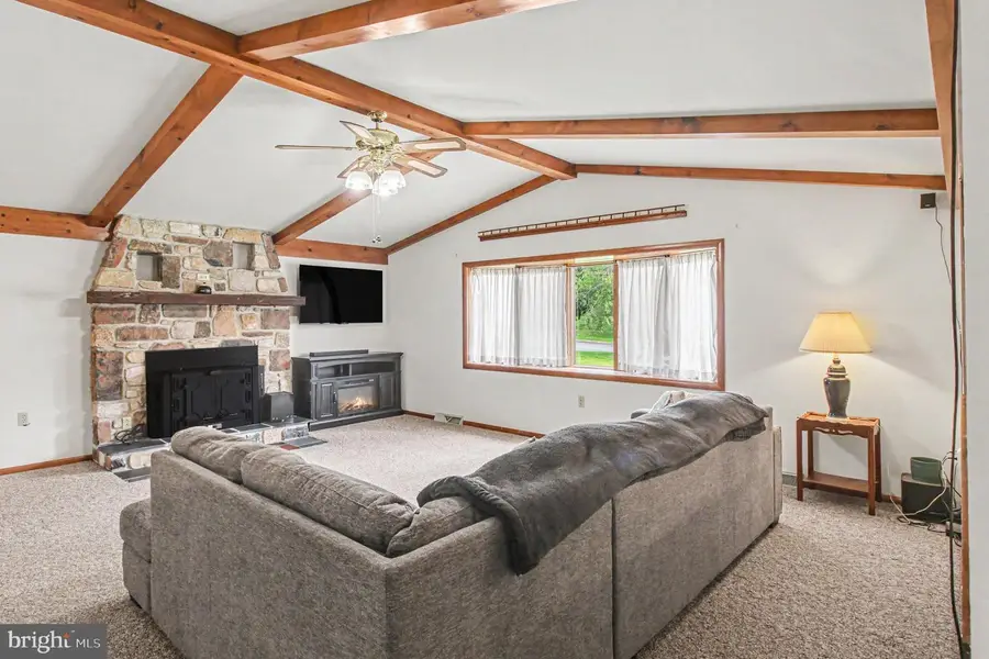 520 Hoffman Rd, Harleysville, PA 19438 - #3