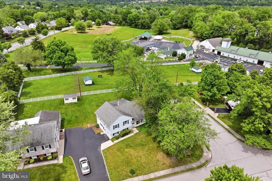 565 Dartmouth Dr, King Of Prussia, PA 19406 - #2
