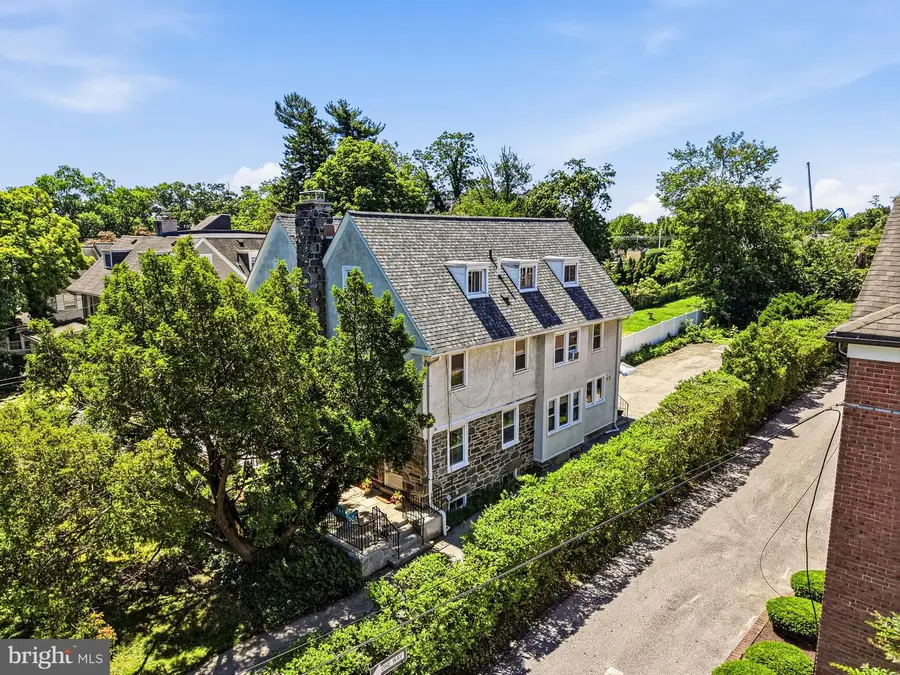 32 W Montgomery Ave, Ardmore, PA 19003 - #2