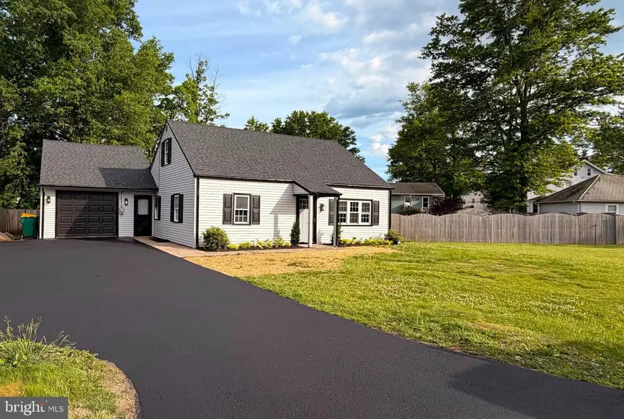 340 W Broad St, Hatfield, PA 19440 - #2
