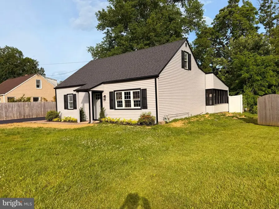340 W Broad St, Hatfield, PA 19440 - #3