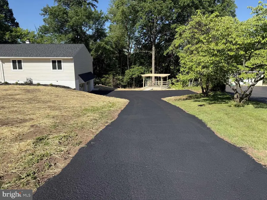 48 Walters Ln, Royersford, PA 19468 - #2