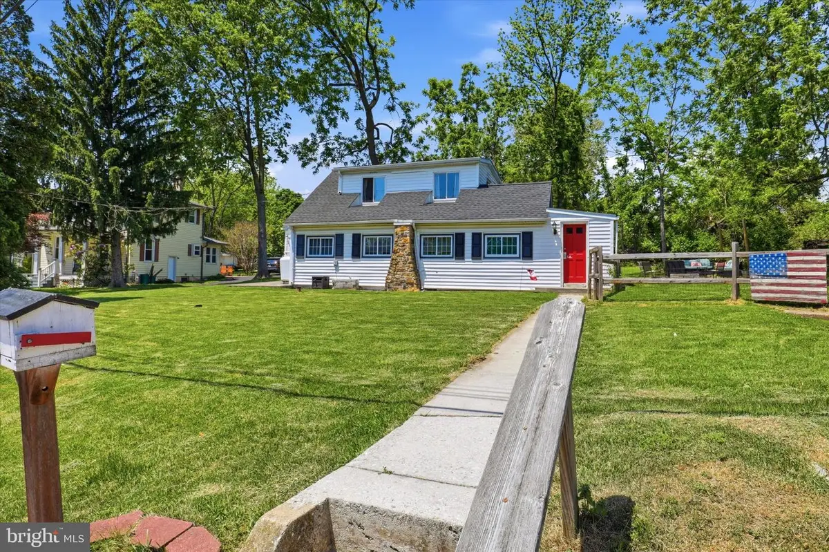 151 Mill Rd, Norristown, PA 19401 - #1