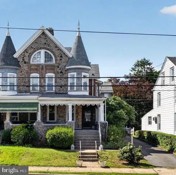545 Walnut St, ROYERSFORD, PA 19468