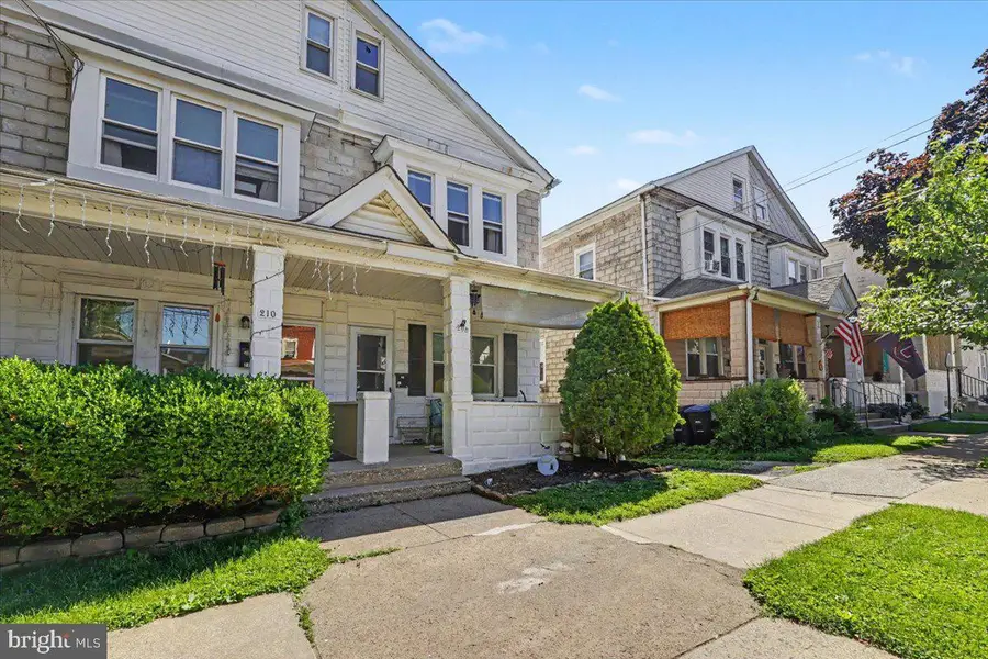 208 W 7th Ave, Conshohocken, PA 19428 - #2