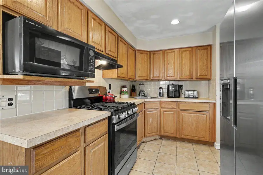 208 W 7th Ave, Conshohocken, PA 19428 - #3