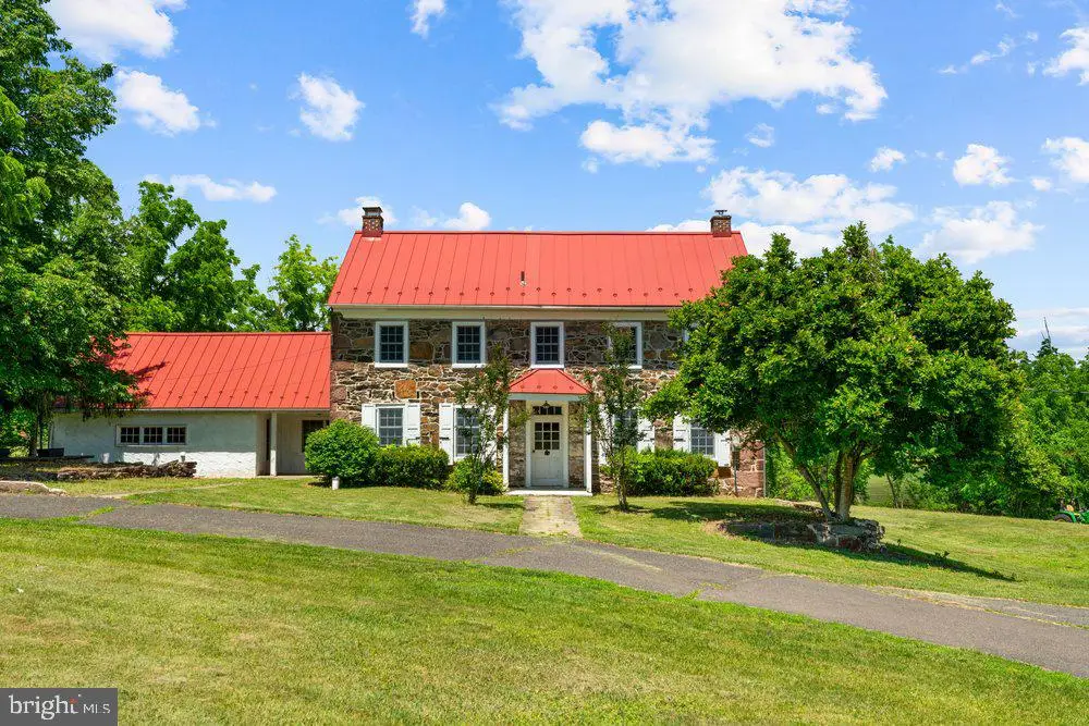 201 E Moyer Rd, Pottstown, PA 19464 - #1