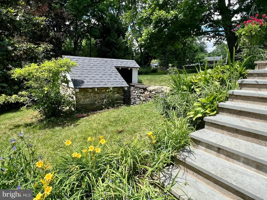 387 Tomlinson Rd, Huntingdon Valley, PA 19006 - #3