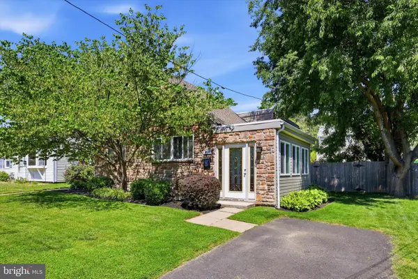 134 West Ave, ELKINS PARK, PA 19027