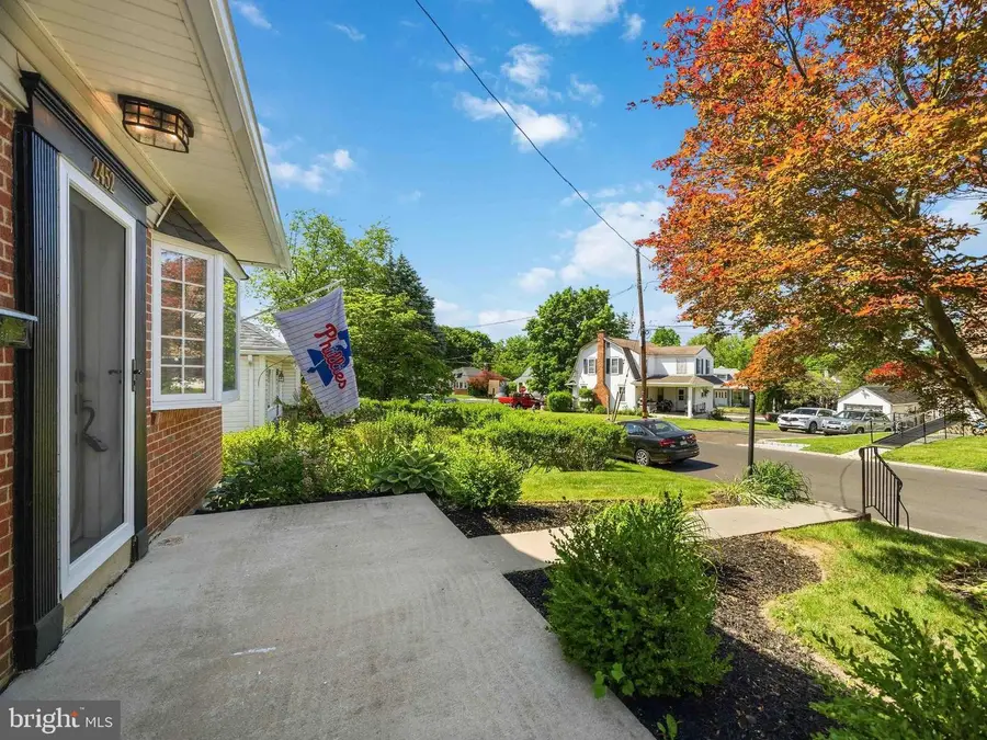 2452 Arlington Ave, Abington, PA 19001 - #3