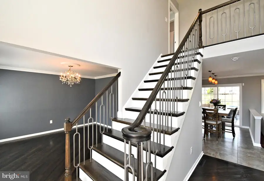 41 Edmonds Dr, Royersford, PA 19468 - #2