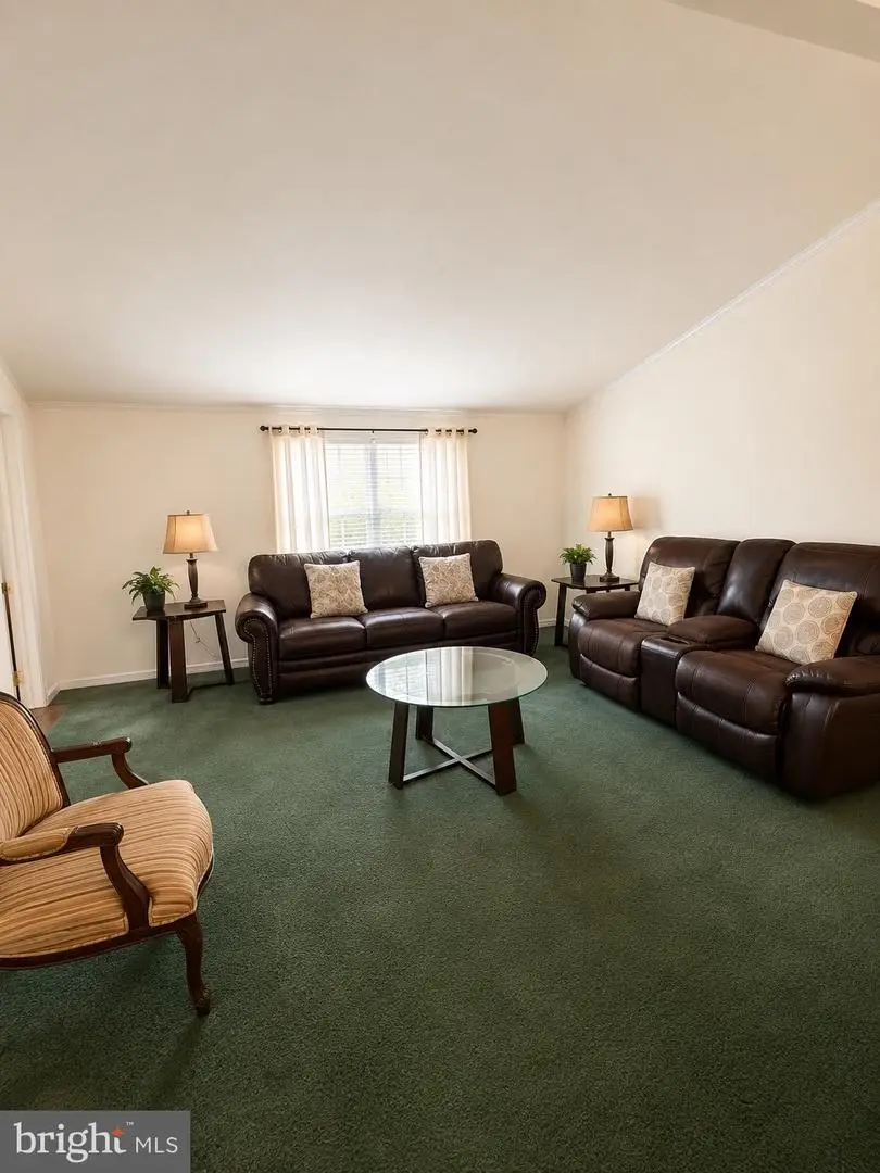 12 Longwood Ct W, Harleysville, PA 19438 - #3