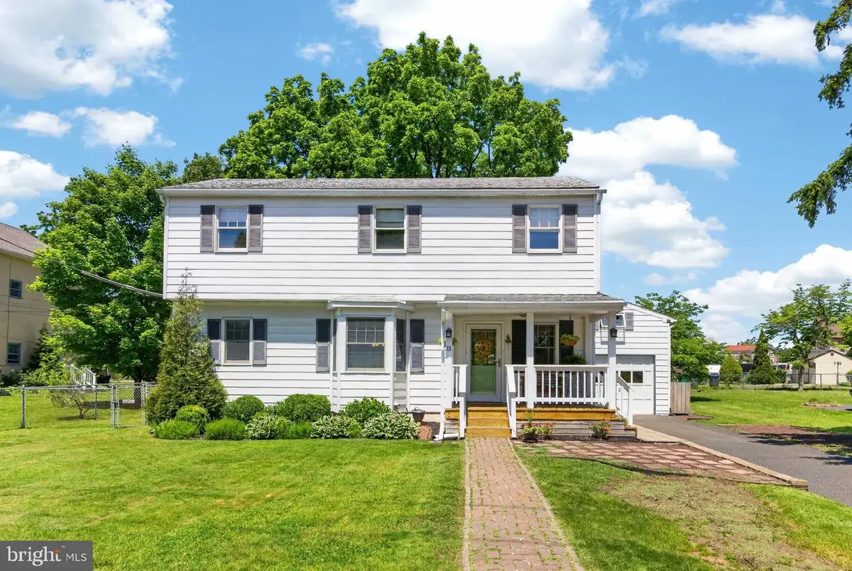 11 W 5th Ave, Trappe, PA 19426 - #1