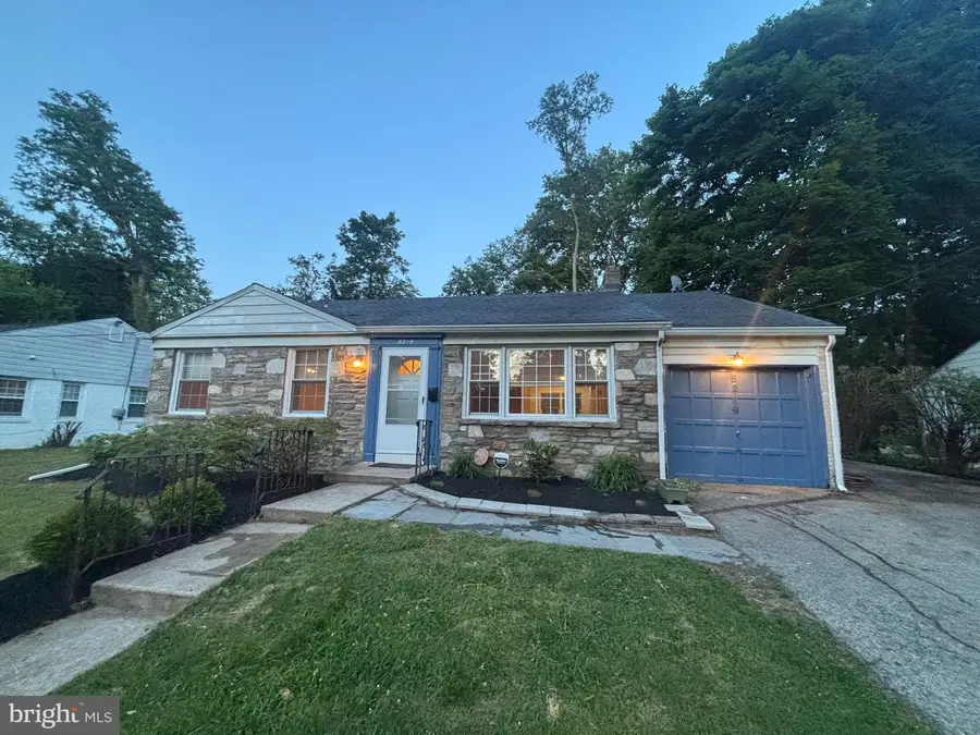 8219 Brookside Rd, Elkins Park, PA 19027 - #2