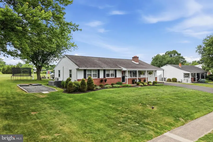 542 Melvins Rd, Telford, PA 18969 - #3