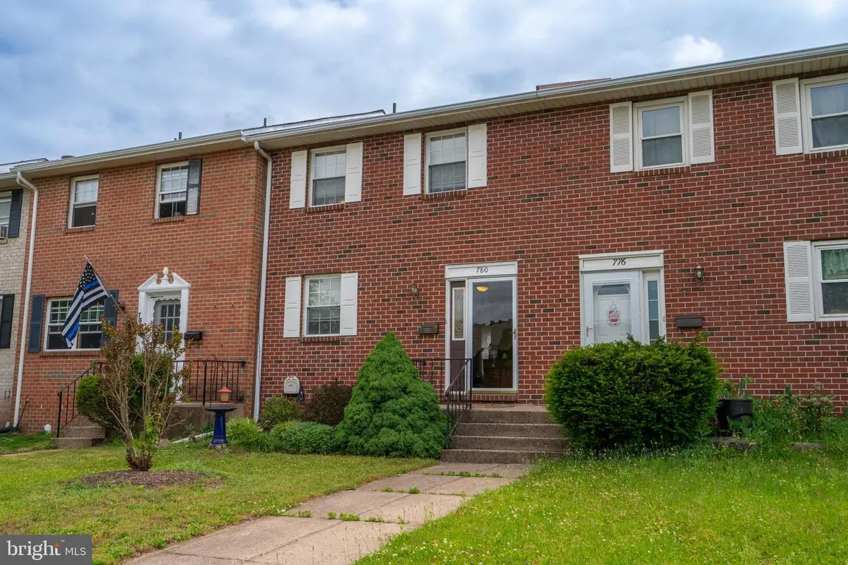 780 Jefferson St, Red Hill, PA 18076 - #1