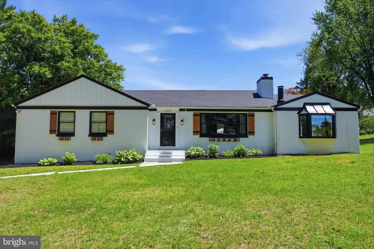 239 Swedeland Rd, King Of Prussia, PA 19406 - #1