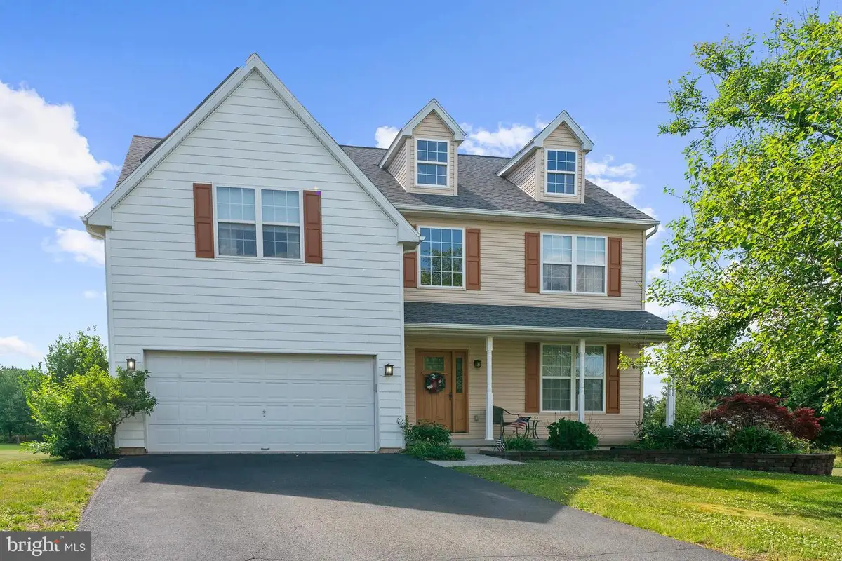 150 Marjessa Dr, Gilbertsville, PA 19525 - #1