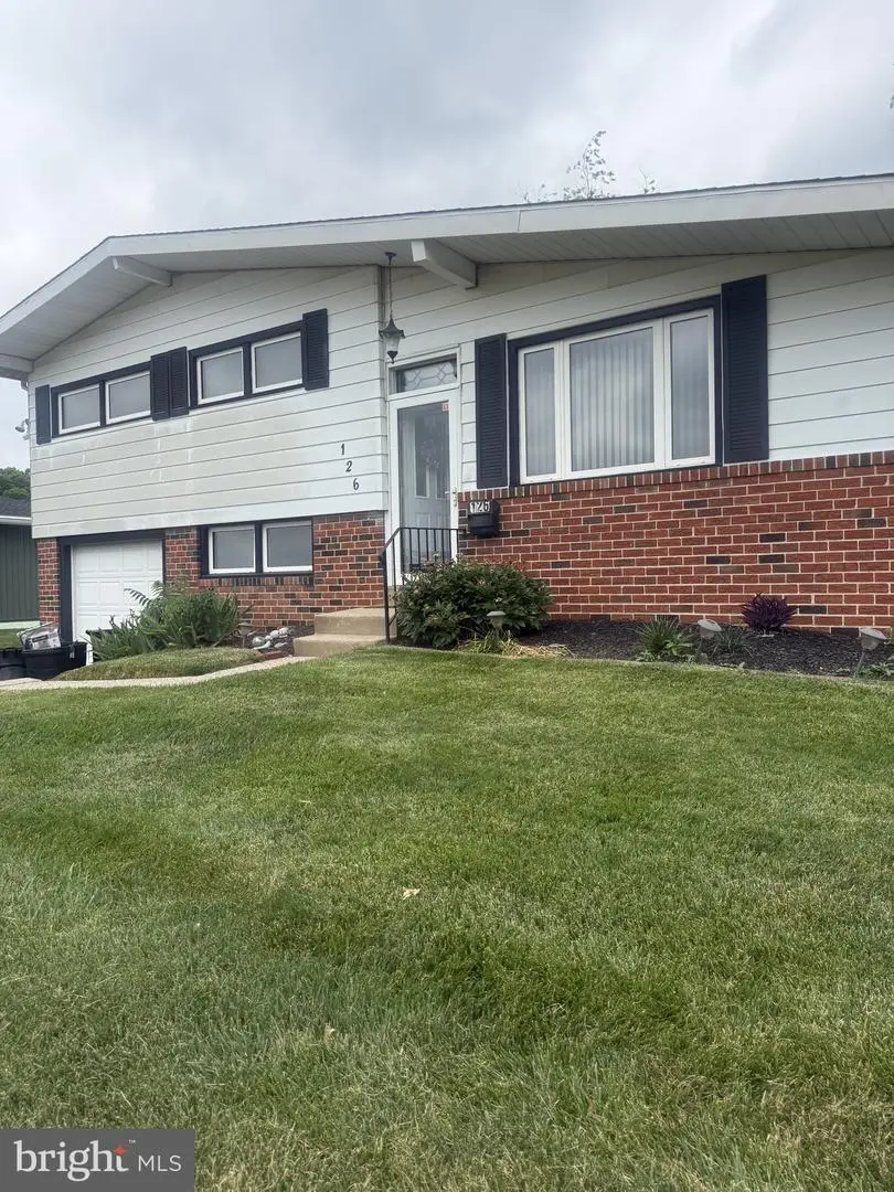 126 Yellowstone Rd, Plymouth Meeting, PA 19462 - #2