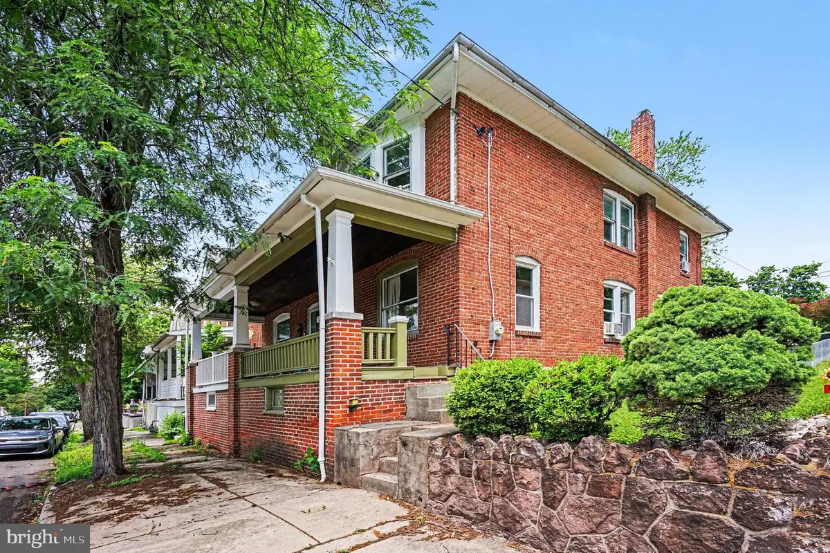47 W 5th St, Pottstown, PA 19464 - #1