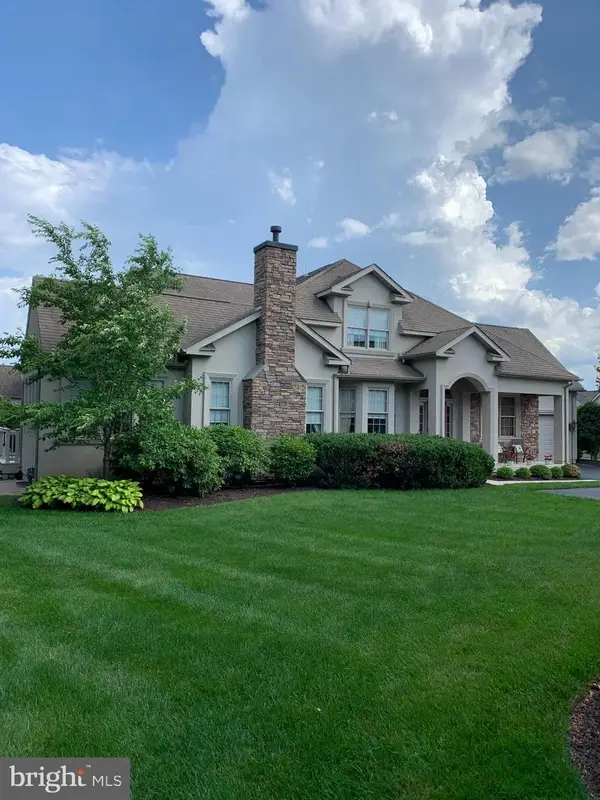 265 Country Club Dr, TELFORD, PA 18969
