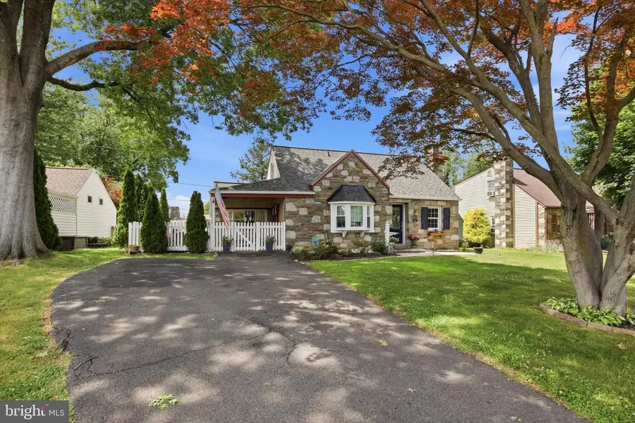 207 Bensal Rd, Hatboro, PA 19040 - #2
