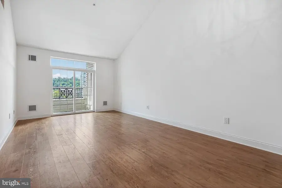 200 W Elm St #1412, Conshohocken, PA 19428 - #3
