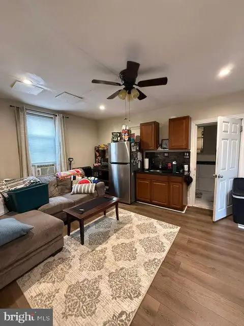 31 W 4th St, Lansdale, PA 19446 - #3