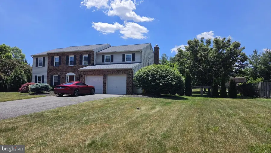 406 Bow Ln, Gilbertsville, PA 19525 - #2