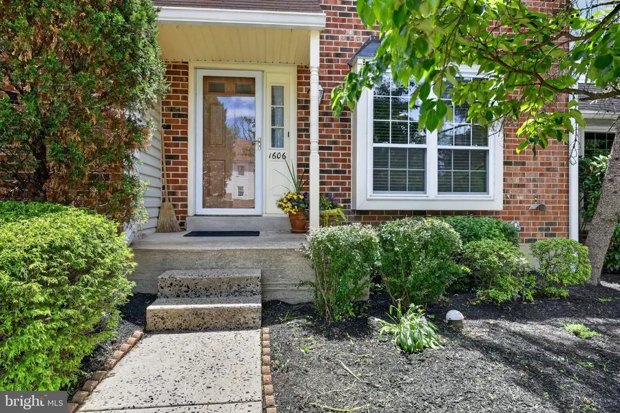 1606 Countryside Ln, West Norriton, PA 19403 - #2