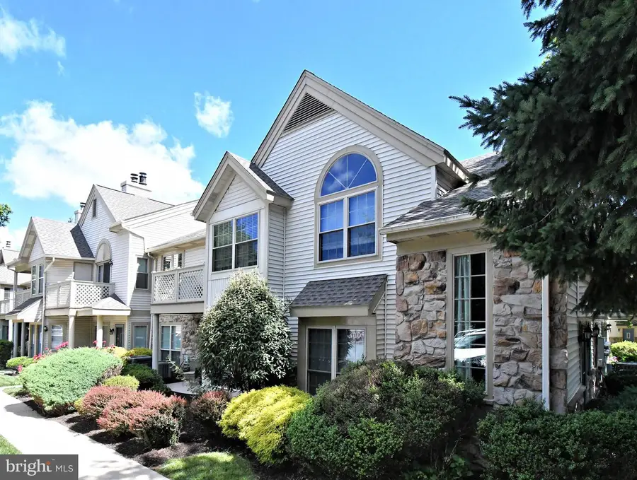 102 Foxmeadow Dr #condo 102, Royersford, PA 19468 - #2