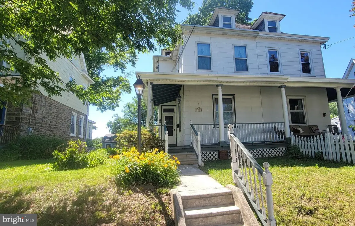 405 Central Ave, Cheltenham, PA 19012 - #1