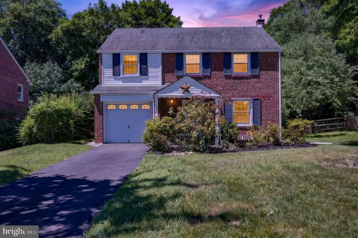 128 Boncouer Rd, Cheltenham, PA 19012 - #1
