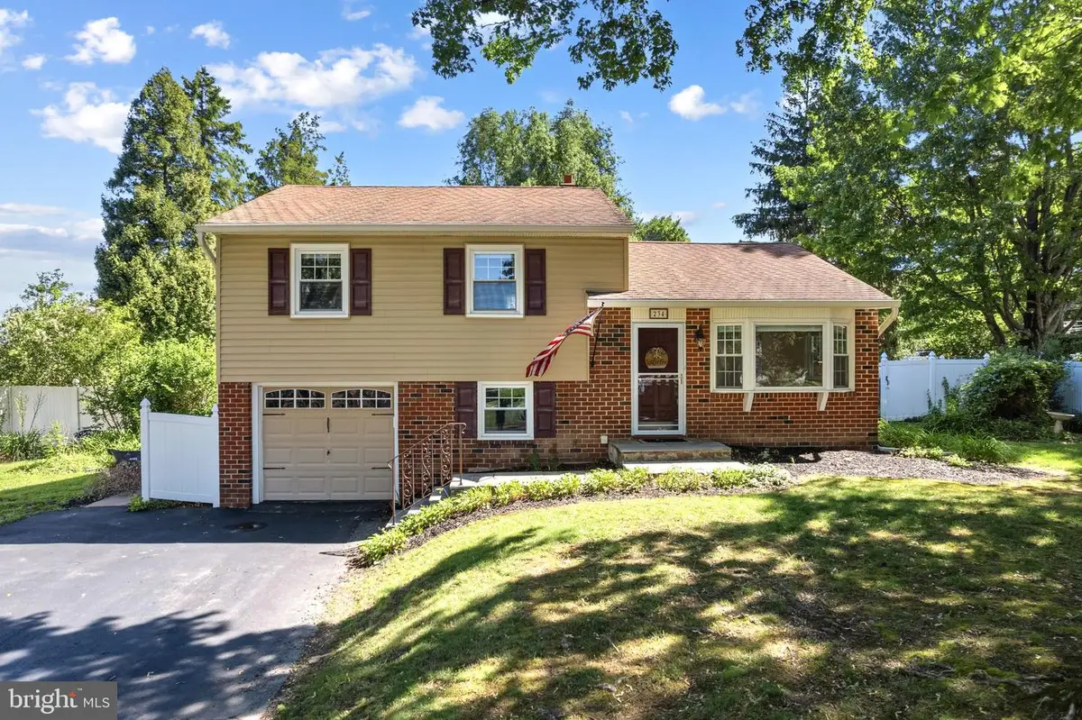 234 Arundel Ave, Horsham, PA 19044 - #1