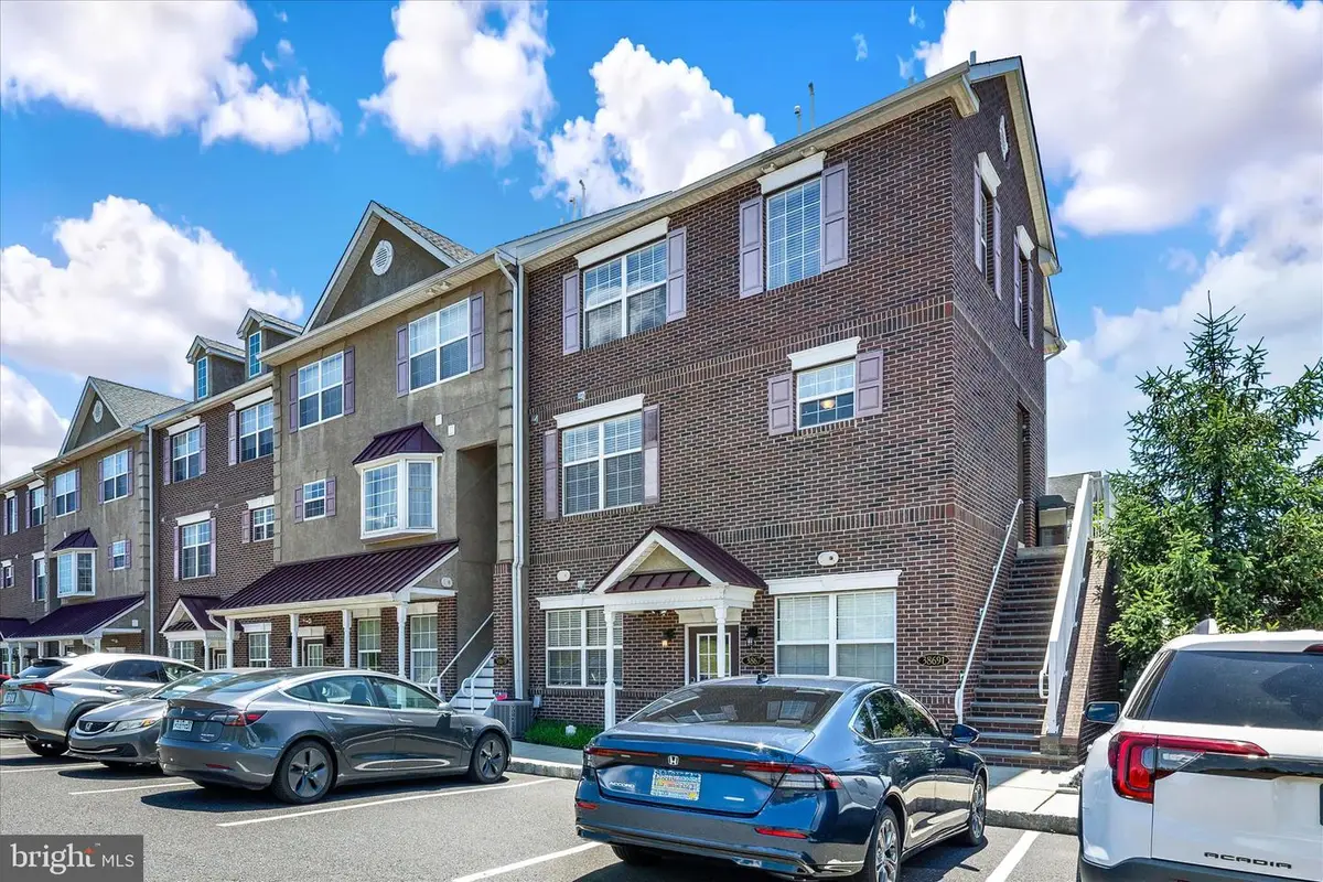 3869 Ashland Dr #f2, Harleysville, PA 19438 - #1