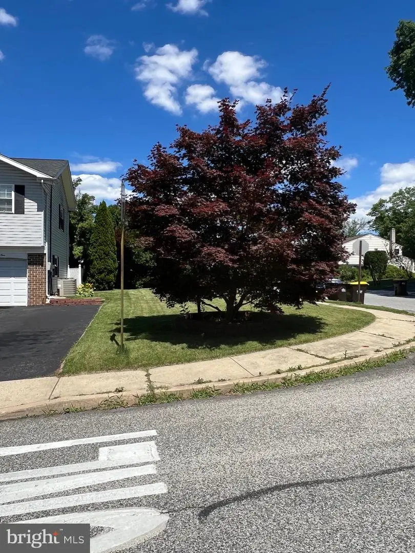599 Elliott Dr, King Of Prussia, PA 19406 - #2