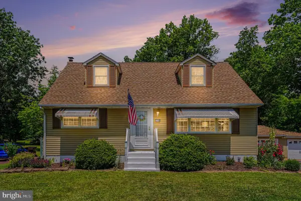 1745 Maple Ave, HATFIELD, PA 19440