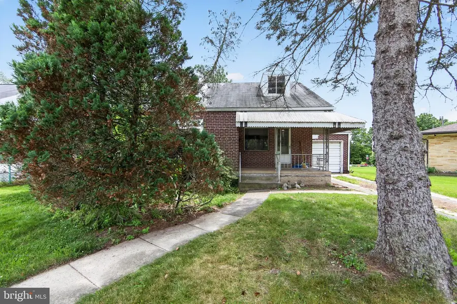 998 Park Dr, Pottstown, PA 19464 - #3