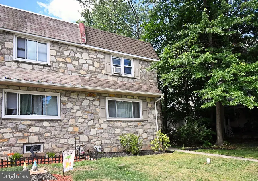 44 E Seventh St, Lansdale, PA 19446 - #3