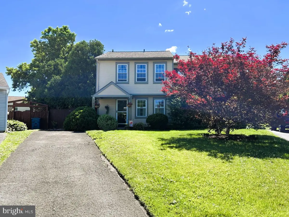 32 Steeplechase Cir, Horsham, PA 19044 - #1