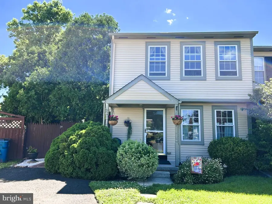 32 Steeplechase Cir, Horsham, PA 19044 - #3