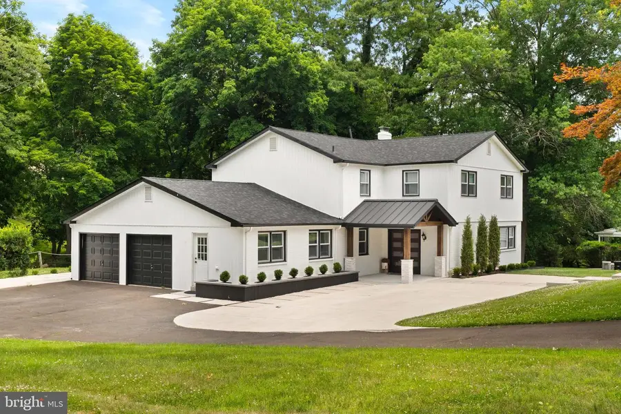 1269 Waller Dr, Huntingdon Valley, PA 19006 - #2