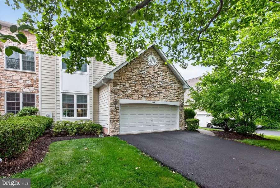 129 Birkdale Dr, Blue Bell, PA 19422 - #3