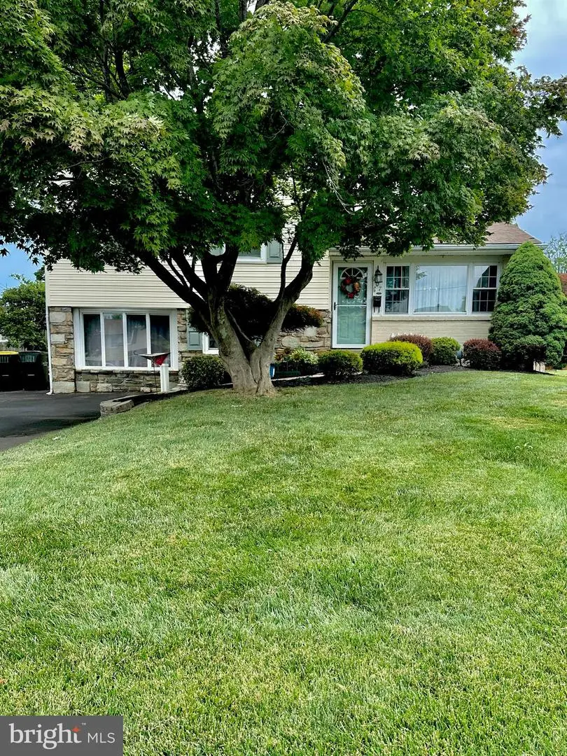 407 Goodwin Rd, Hatboro, PA 19040 - #2