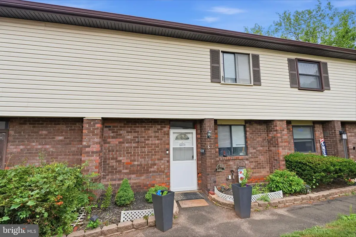 5 Concord Pl #5-c, Hatboro, PA 19040 - #1