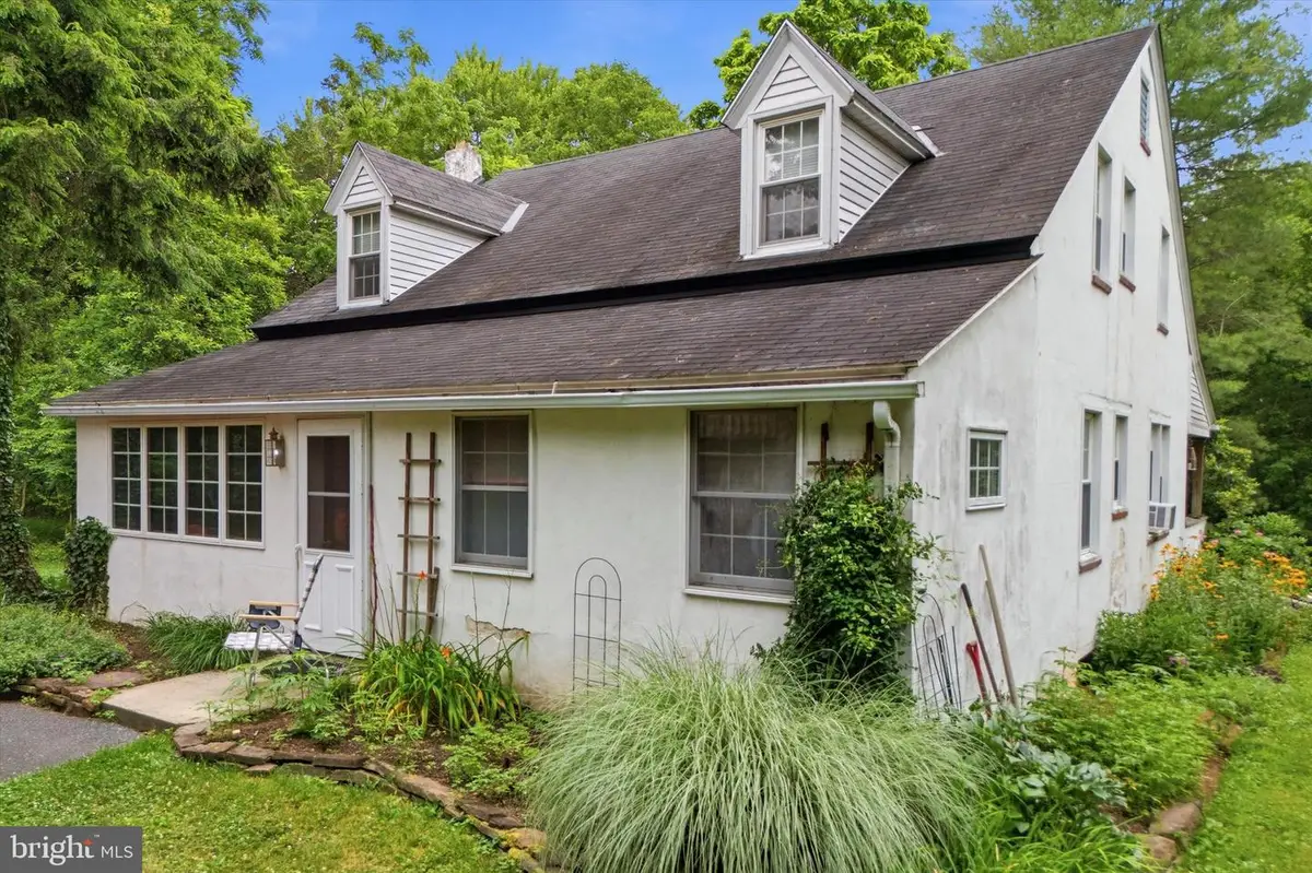 1933 Detwiler Rd, Harleysville, PA 19438 - #1