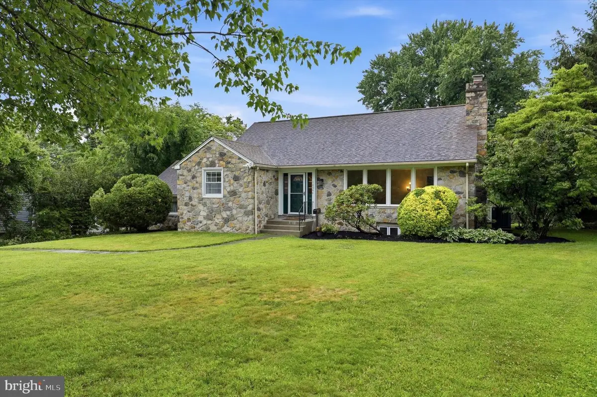1004 Nicholson Rd, Wynnewood, PA 19096 - #1