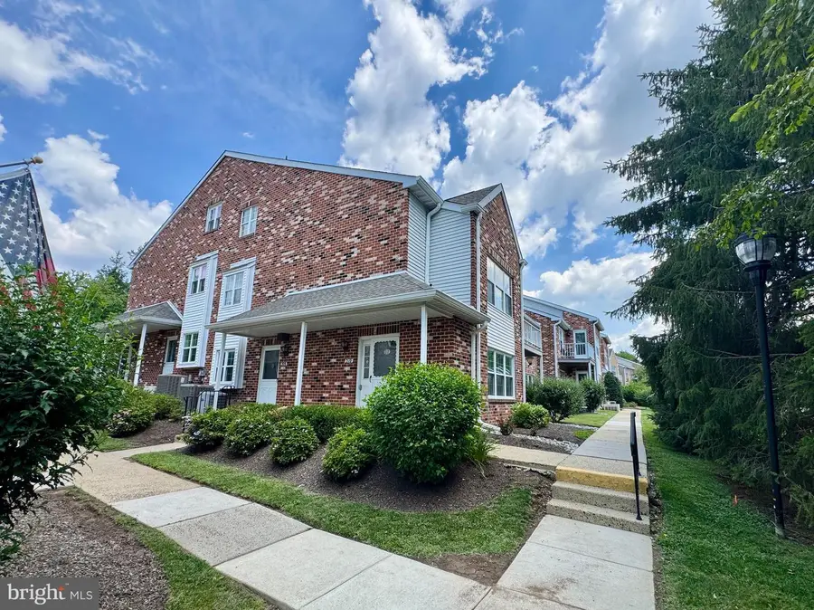 210 Glen Ln, Elkins Park, PA 19027 - #2