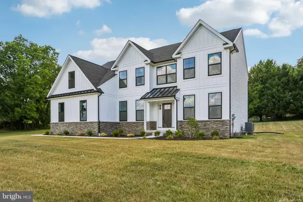 209 Old State Rd, ROYERSFORD, PA 19468